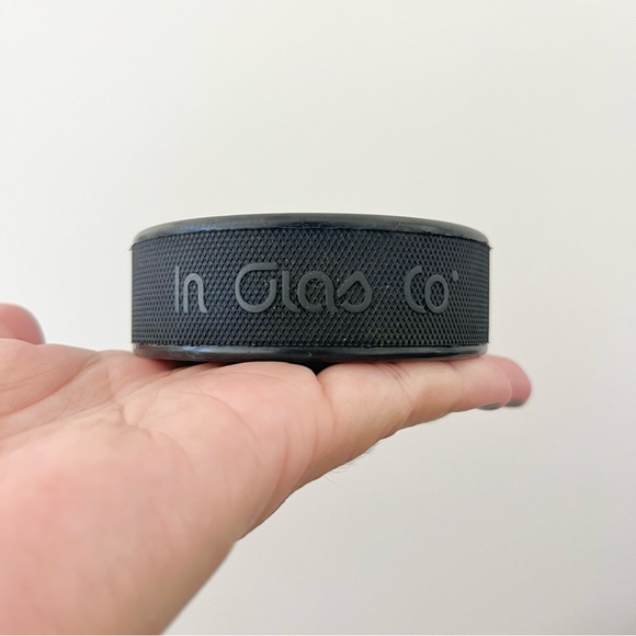 Signed Shea Weber Nashville Predators Hockey Puck Official NHL Licensed Product - Picture 2 of 6